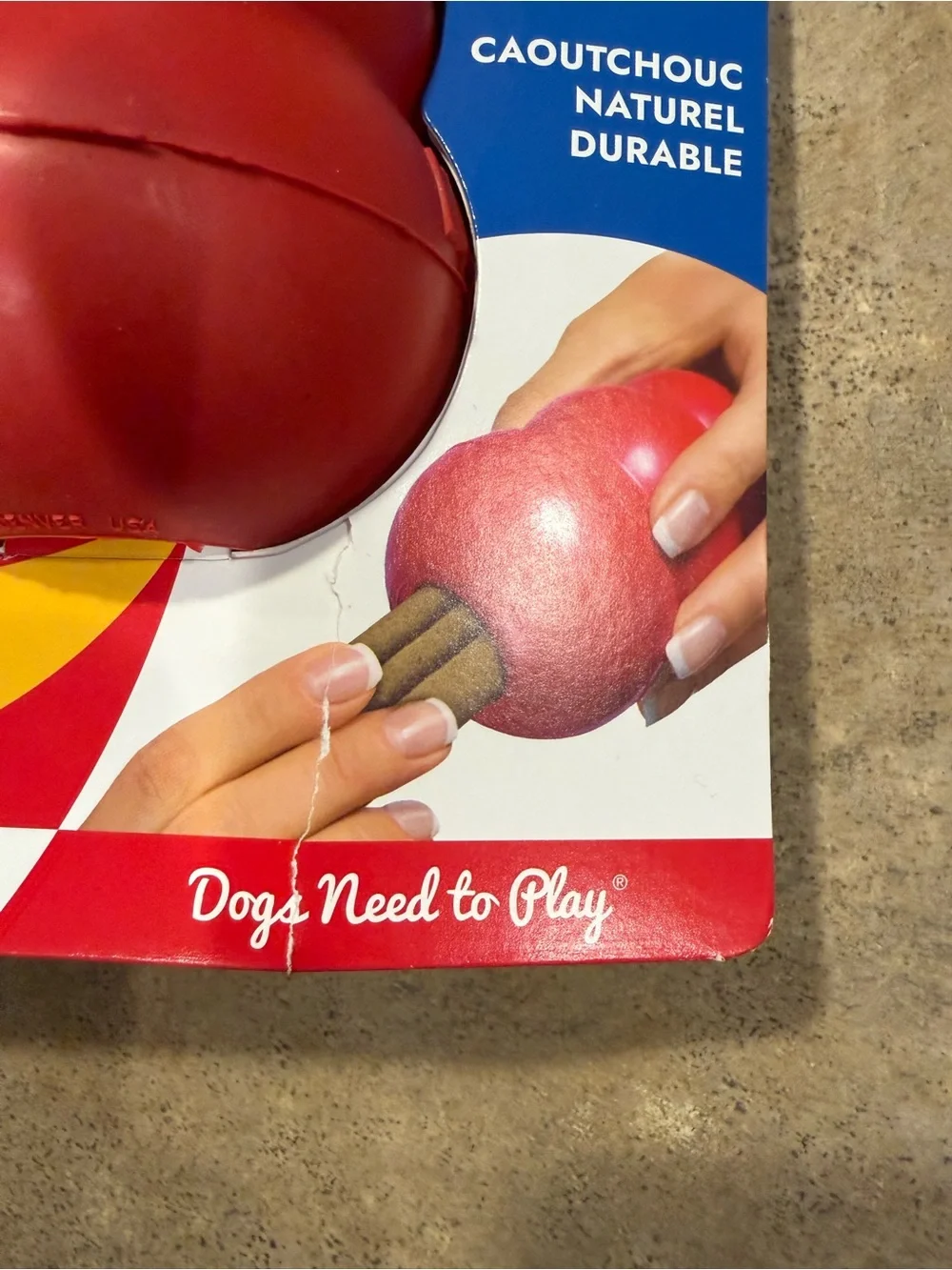 New KONG Classic Red Large Durable Natural Rubber Dog Chew Treat Toy NWT